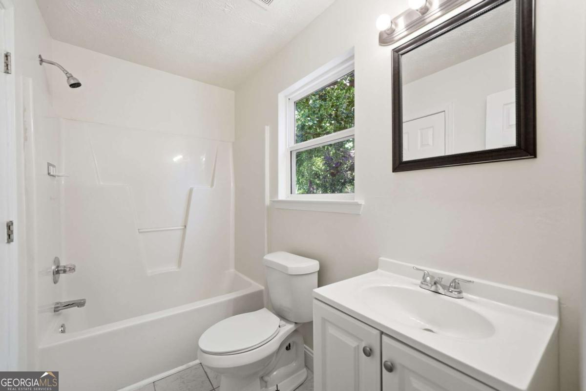 Sassafras Mountain - Residential