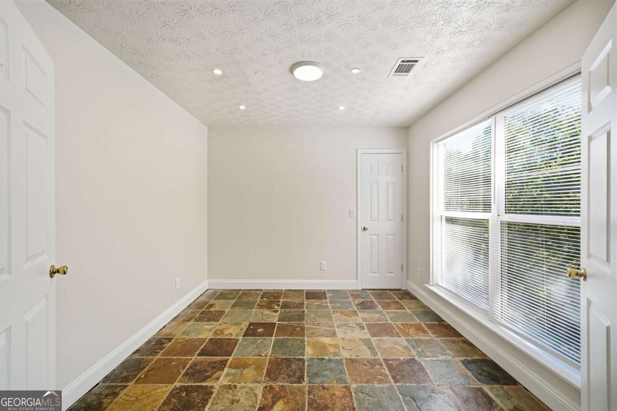 Sassafras Mountain - Residential