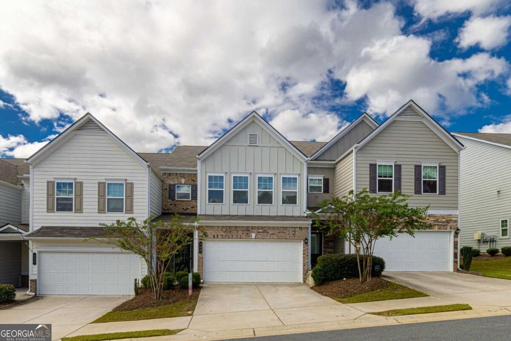 Photo of 230 Jordan Drive, Woodstock, GA 30188 (MLS # 10876206)