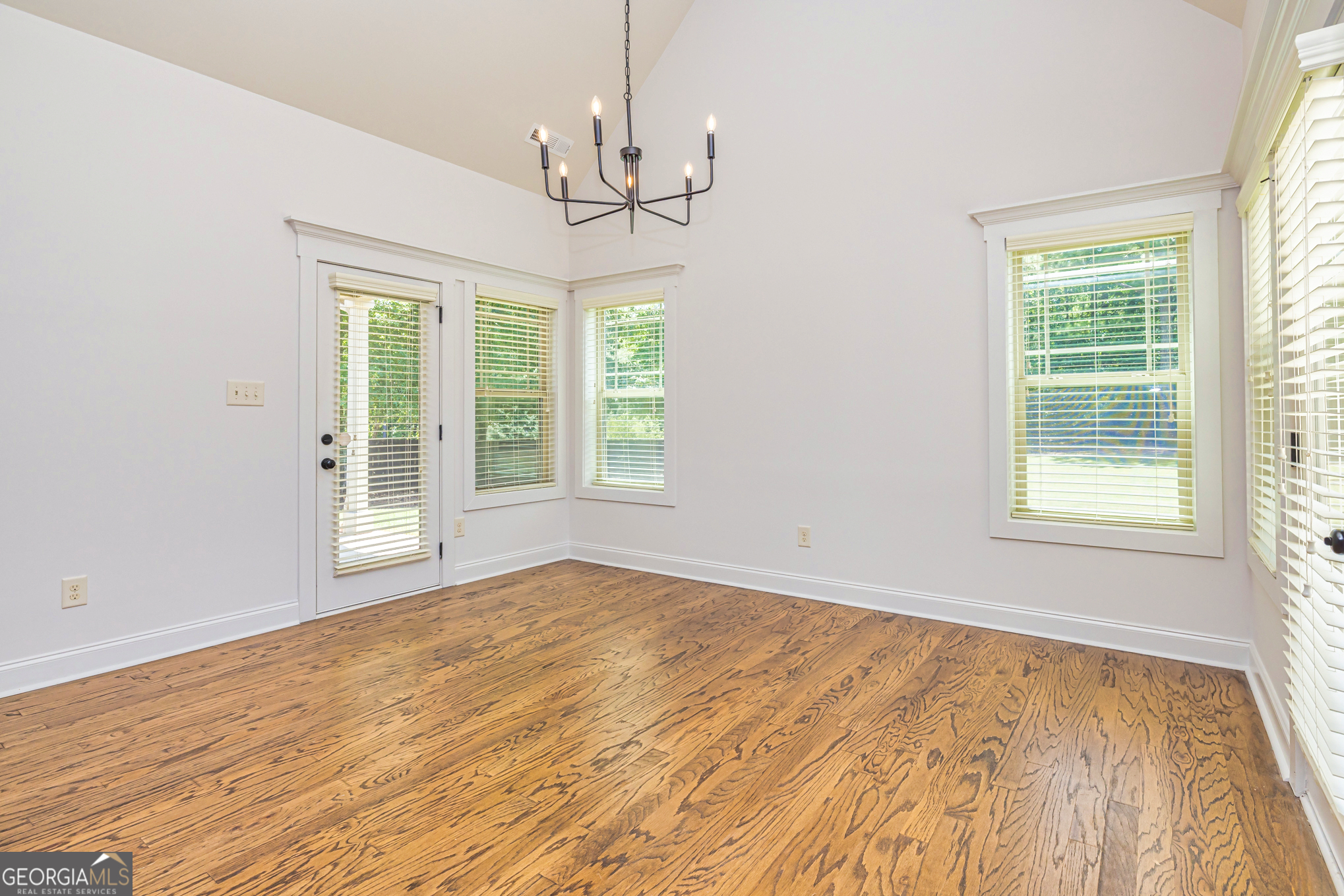 84 Magnolia Place WAY