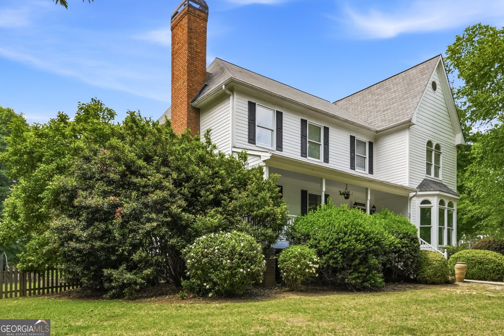 150 Mackenzie LN