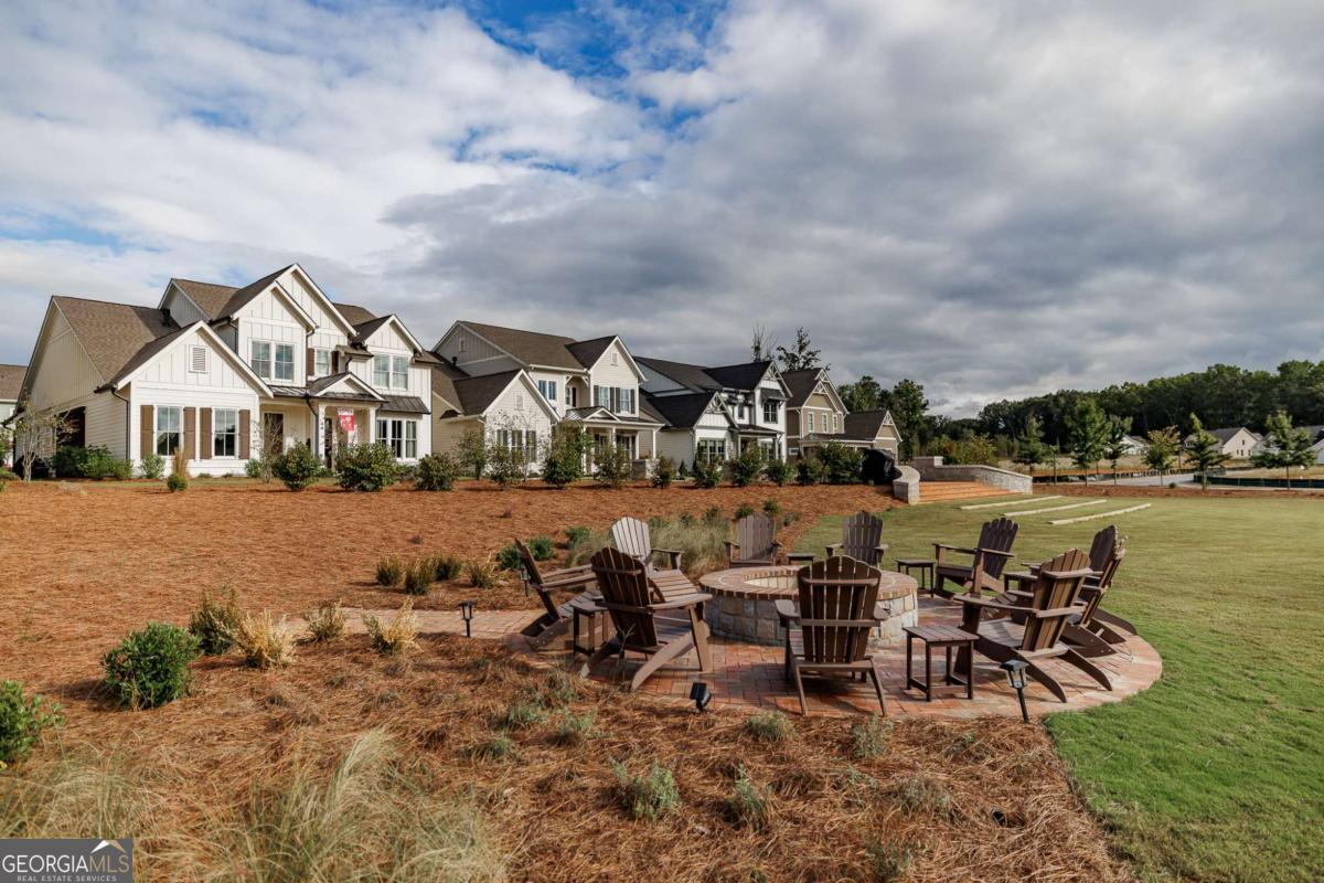 24 Lakewood Park CT
