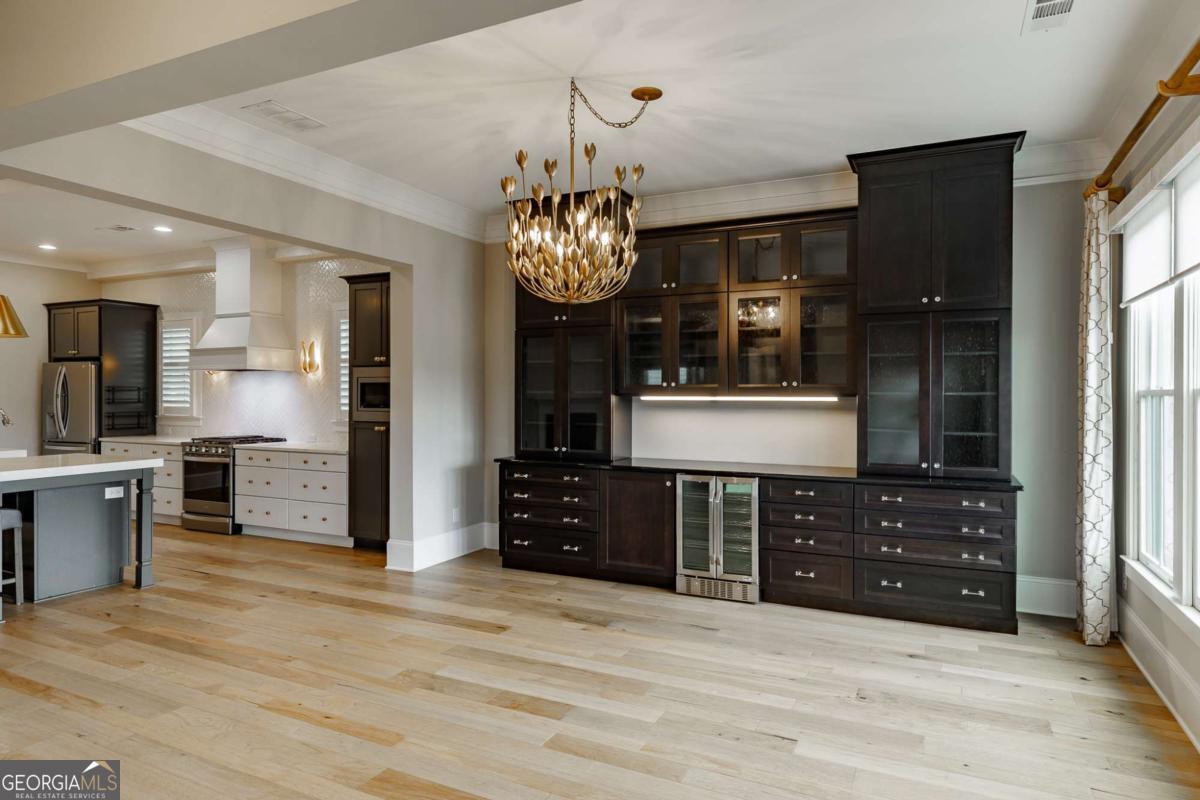 24 Lakewood Park CT
