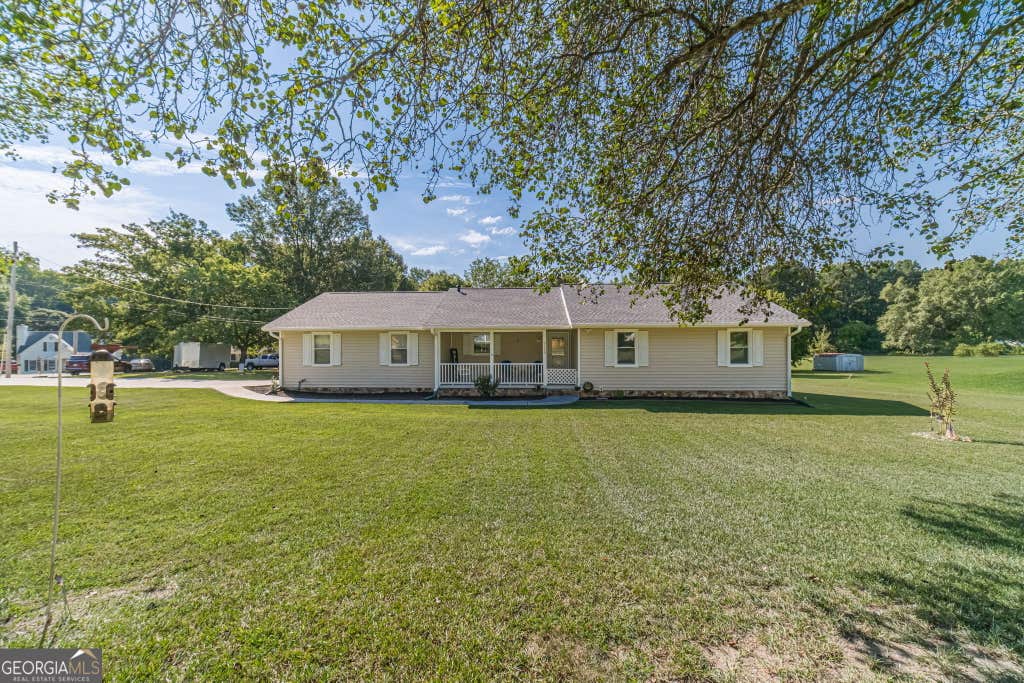 Photo of 3520 Camelot Court, Loganville, GA 30052 (MLS # 10833960)