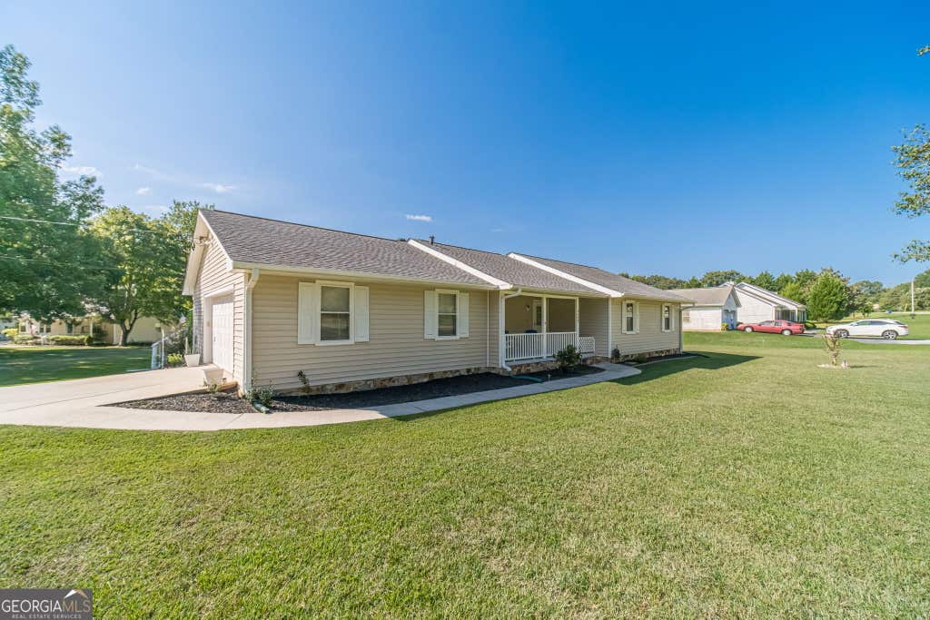 Photo of 3520 Camelot Court, Loganville, GA 30052 (MLS # 10833960)