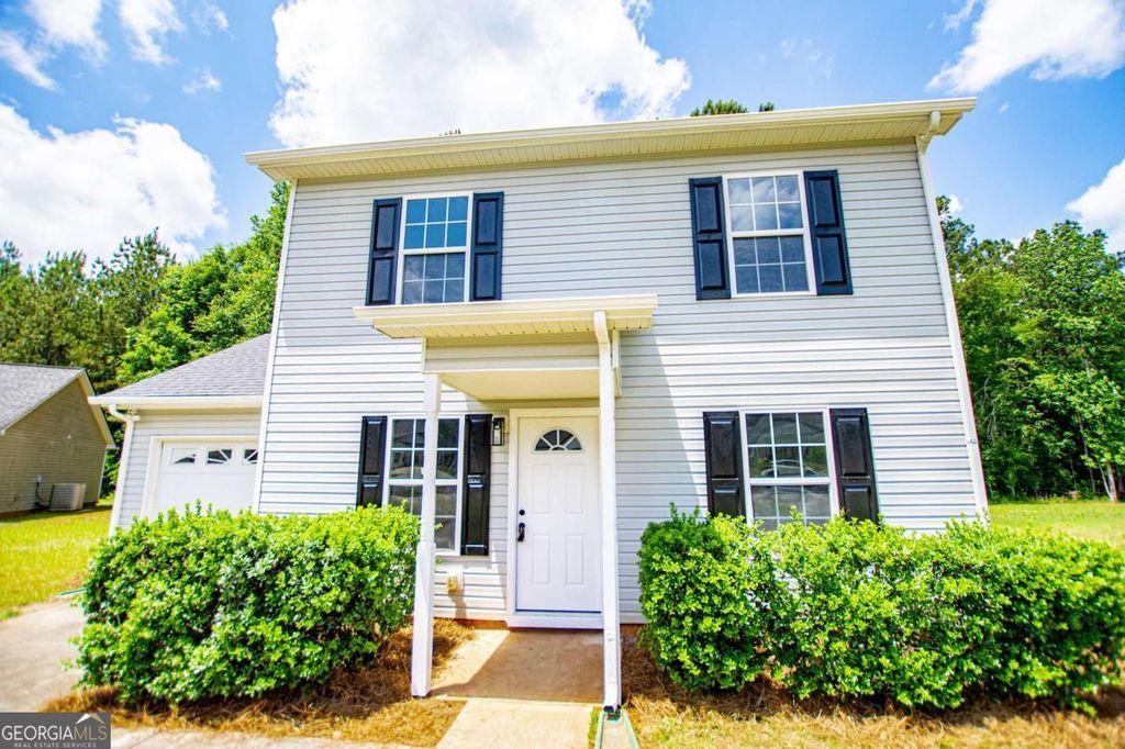 Photo of 324 Sequoia Point, Carrollton, GA 30117 (MLS # 10768632)