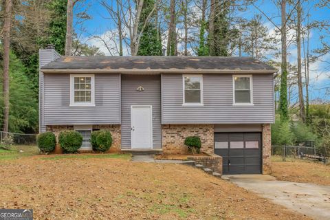 Photo of 7600 Suwannee Court, Jonesboro, GA 30236 (MLS # 10674617)