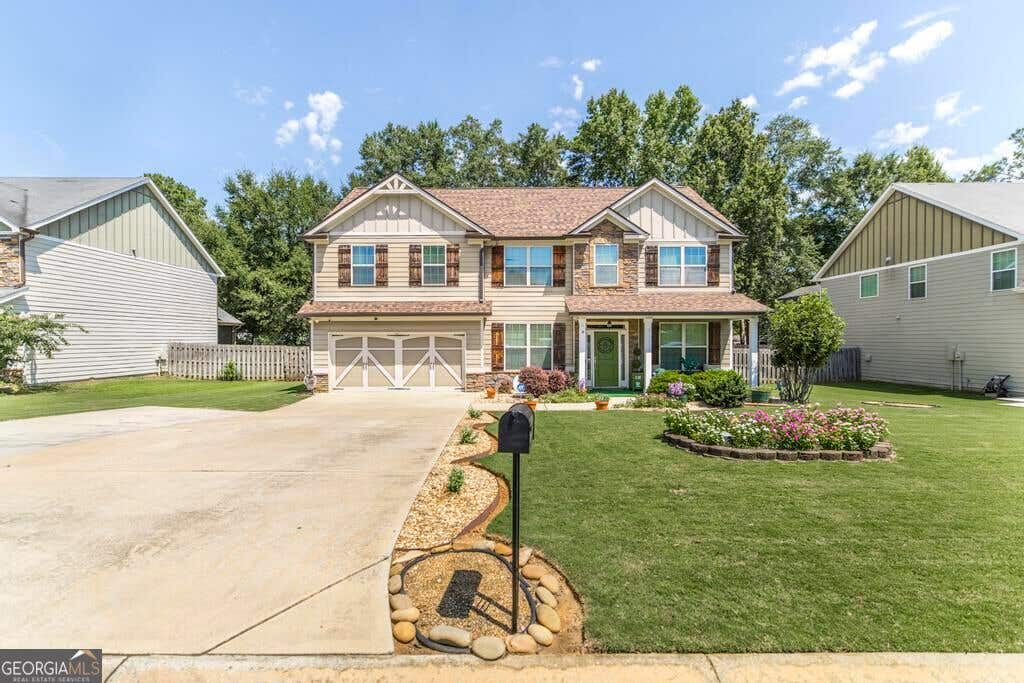 Photo of 219 Adirondac Way, Bonaire, GA 31005 (MLS # 10830784)