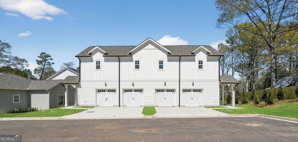 Photo of 175 Bartow Street #LOT 10, Fayetteville, GA 30214 (MLS # 10715594)