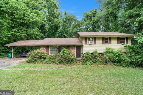 2214 River RD Ellenwood GA 30294