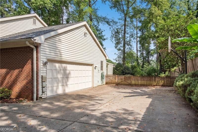 1475 Luke LN