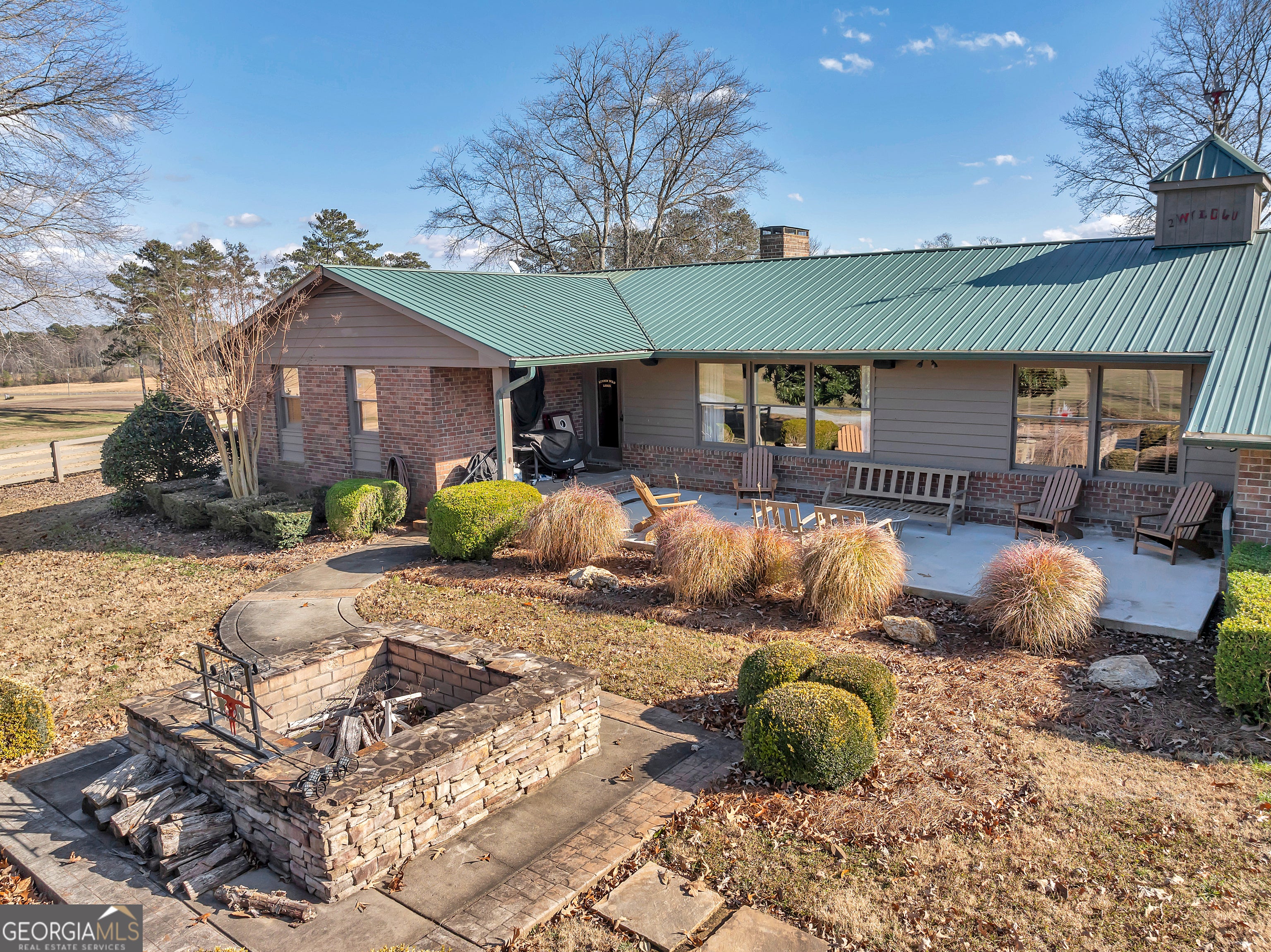 785 Stewart RD