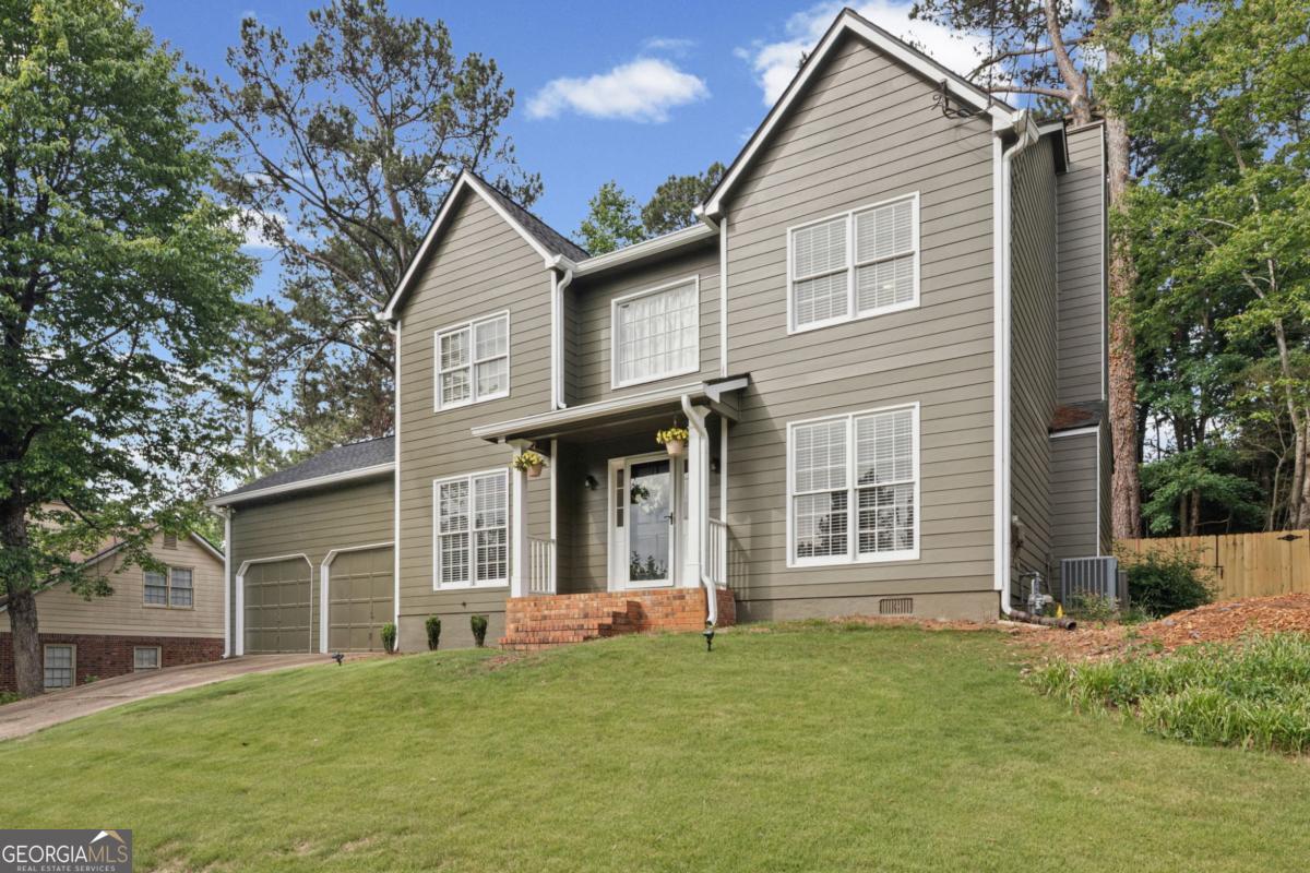 994 Coach House DR