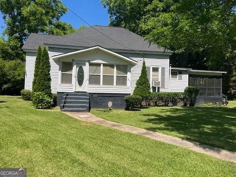 31 Elm ST Hampton GA 30228