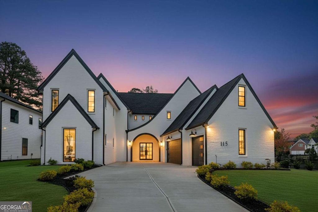 Photo of 115 Thome Drive, Alpharetta, GA 30022 (MLS # 10632103)