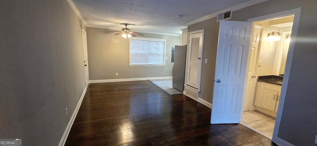 Photo of 21 Delmont Drive #16, Atlanta, GA 30305 (MLS # 10875506)
