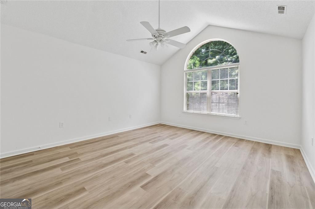 Alpharetta, Georgia 30022, United States, 3 Bedrooms Bedrooms, ,2 BathroomsBathrooms,Residential,Pending,180494