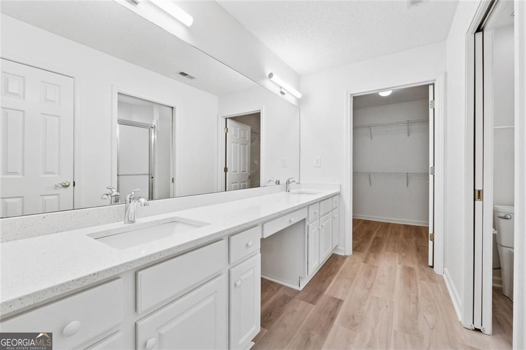 Alpharetta, Georgia 30022, United States, 3 Bedrooms Bedrooms, ,2 BathroomsBathrooms,Residential,Pending,180494