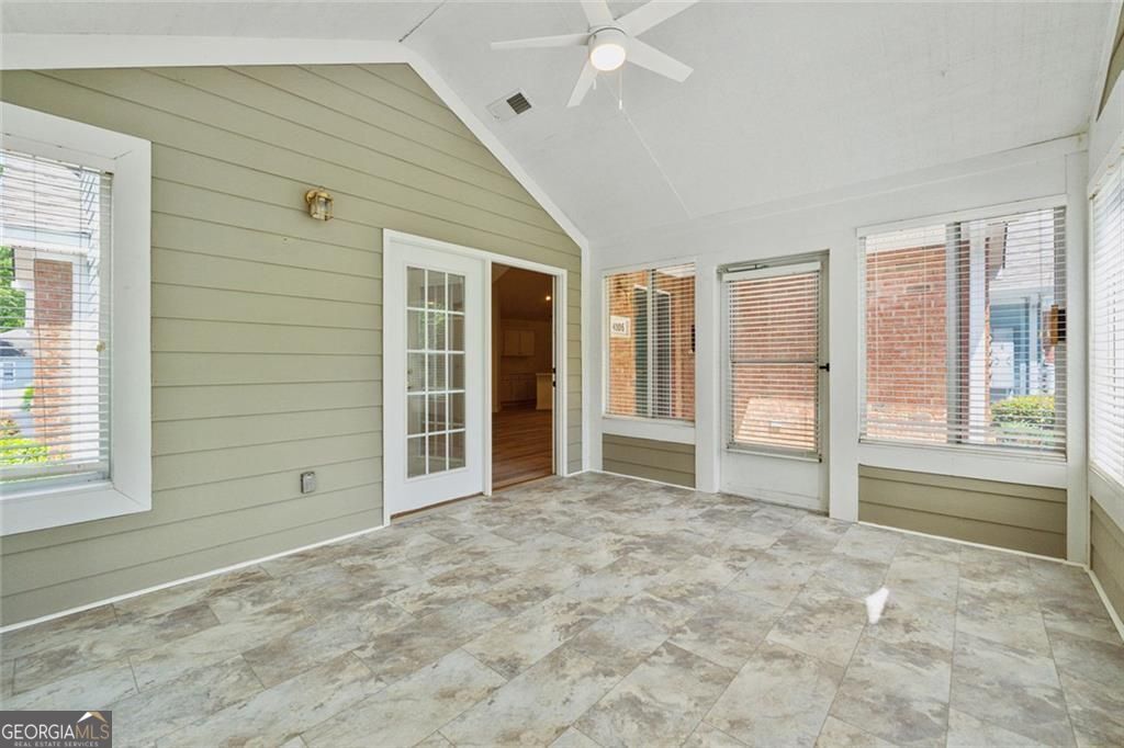 Alpharetta, Georgia 30022, United States, 3 Bedrooms Bedrooms, ,2 BathroomsBathrooms,Residential,Pending,180494