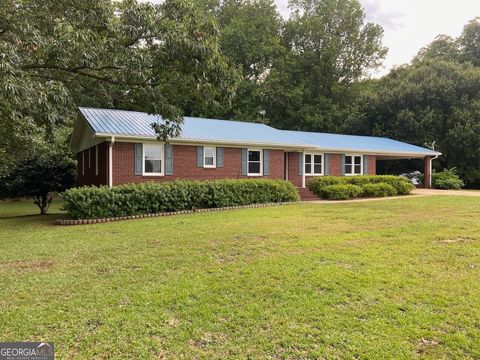1947 Ga Highway 42 Byron GA 31008
