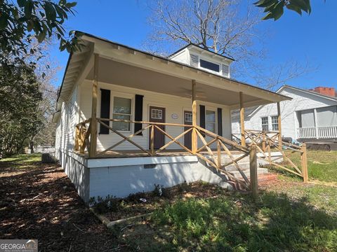 A home in Porterdale