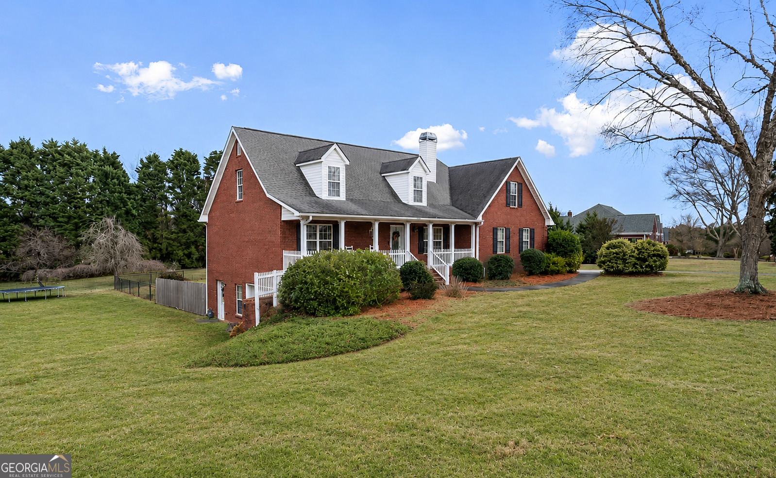 1112 Sutton DR