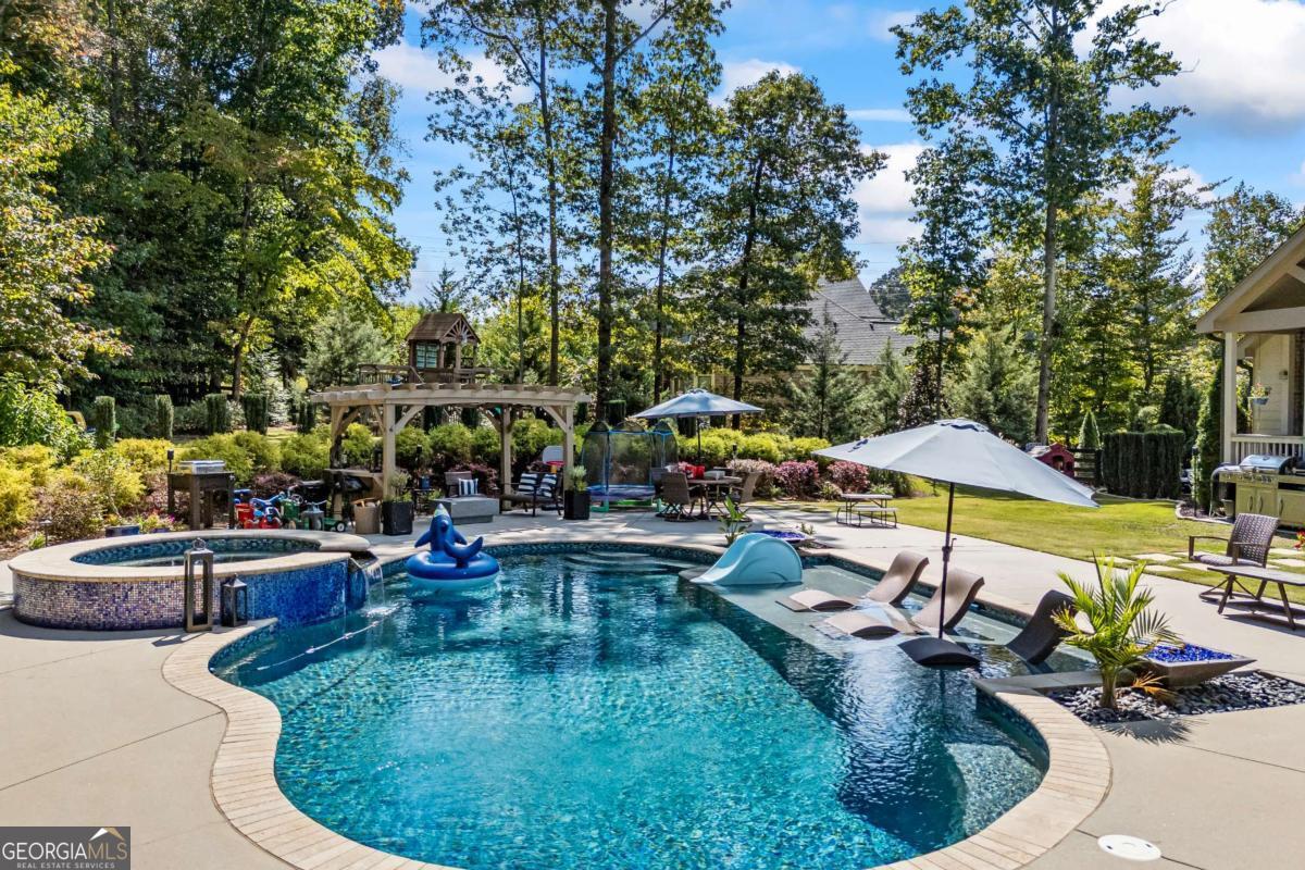 3111 Old Thompson Mill RD