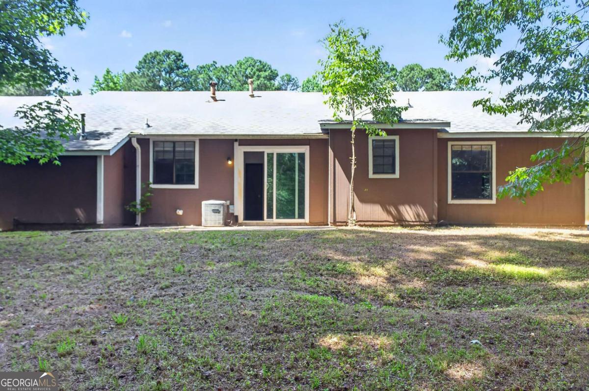2414 Leslie Brook DR
