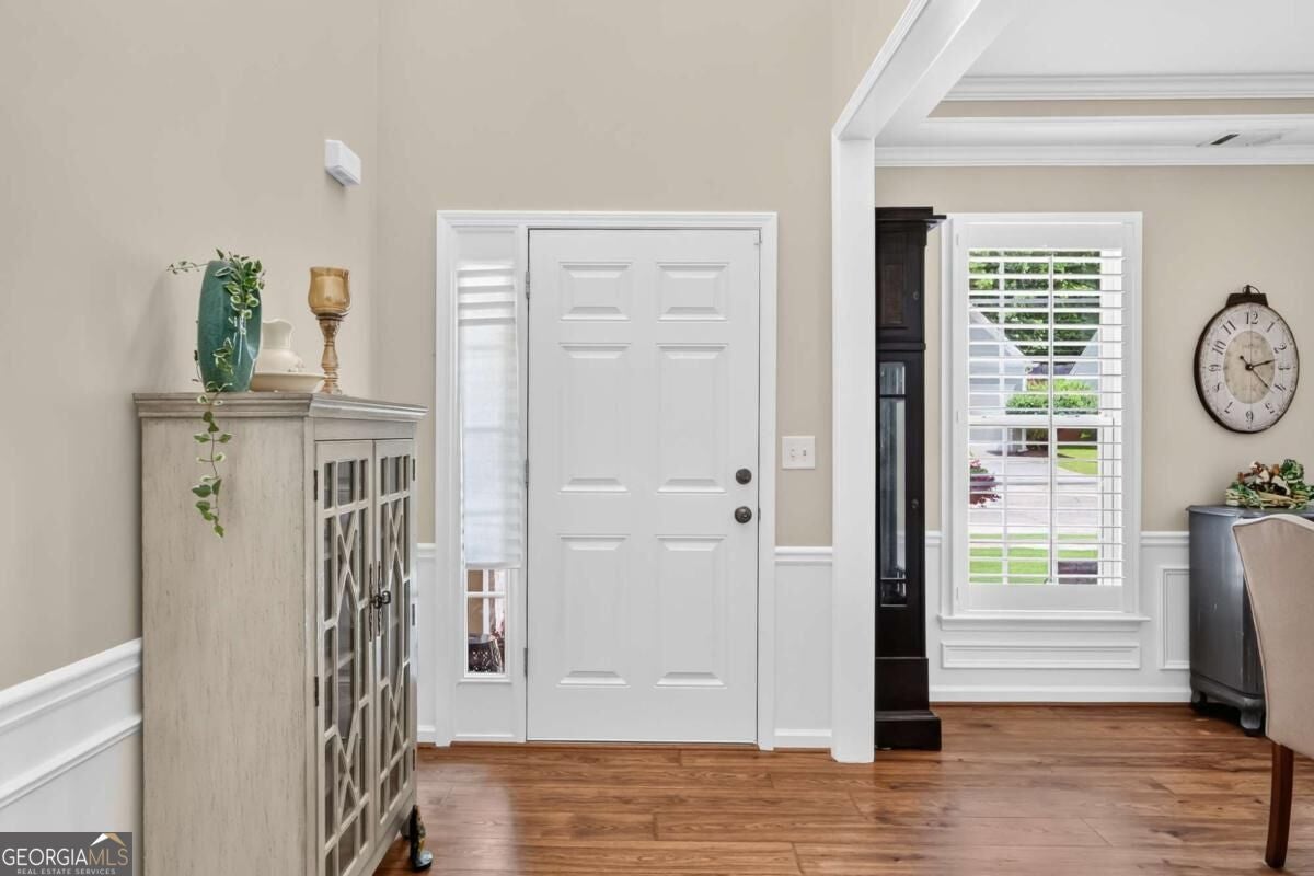 153 Churchcliff DR