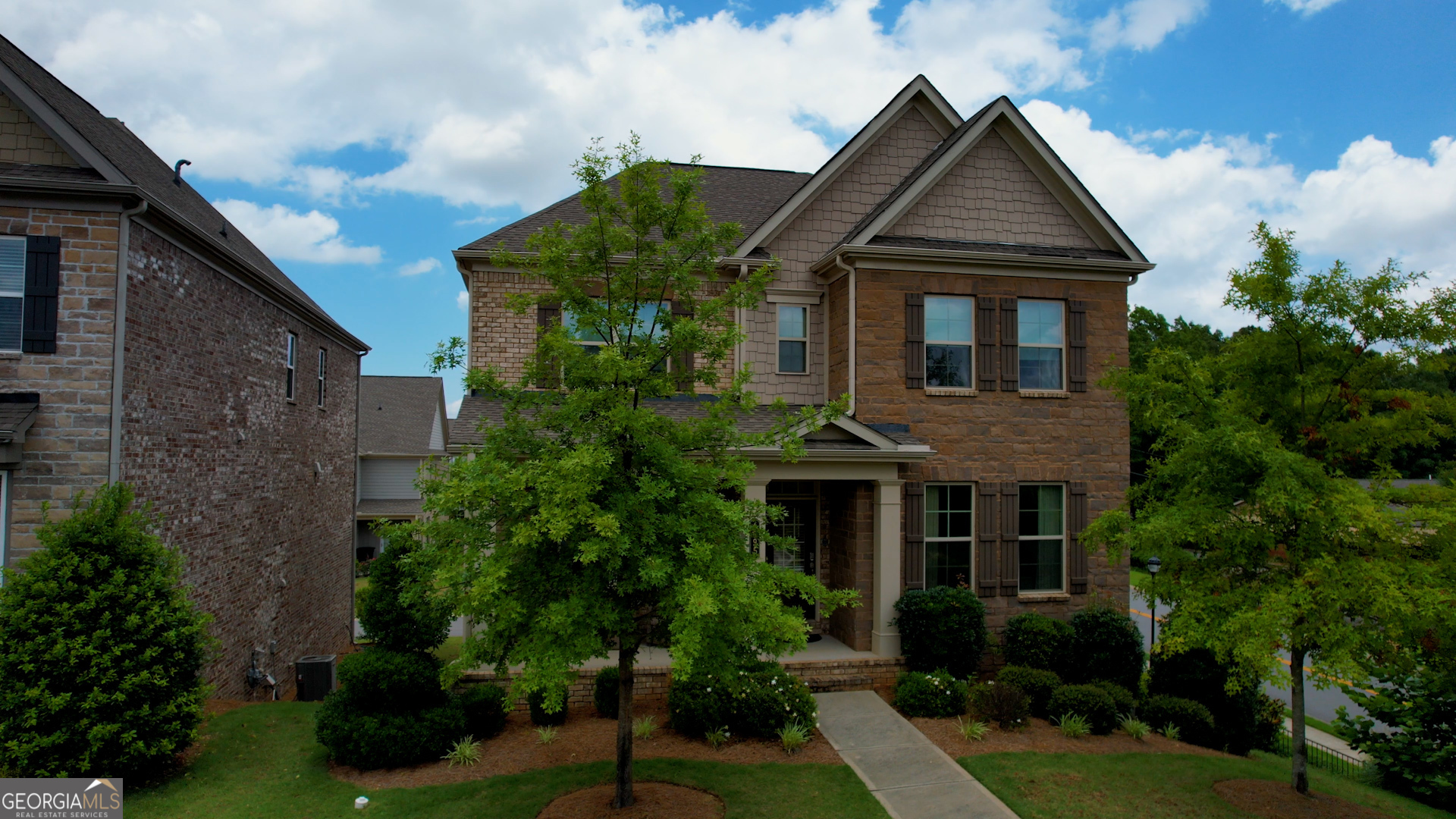 4895 STERLING CLOSE