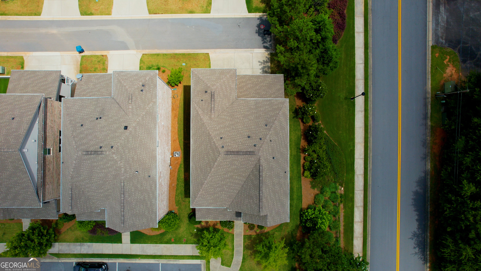 4895 STERLING CLOSE