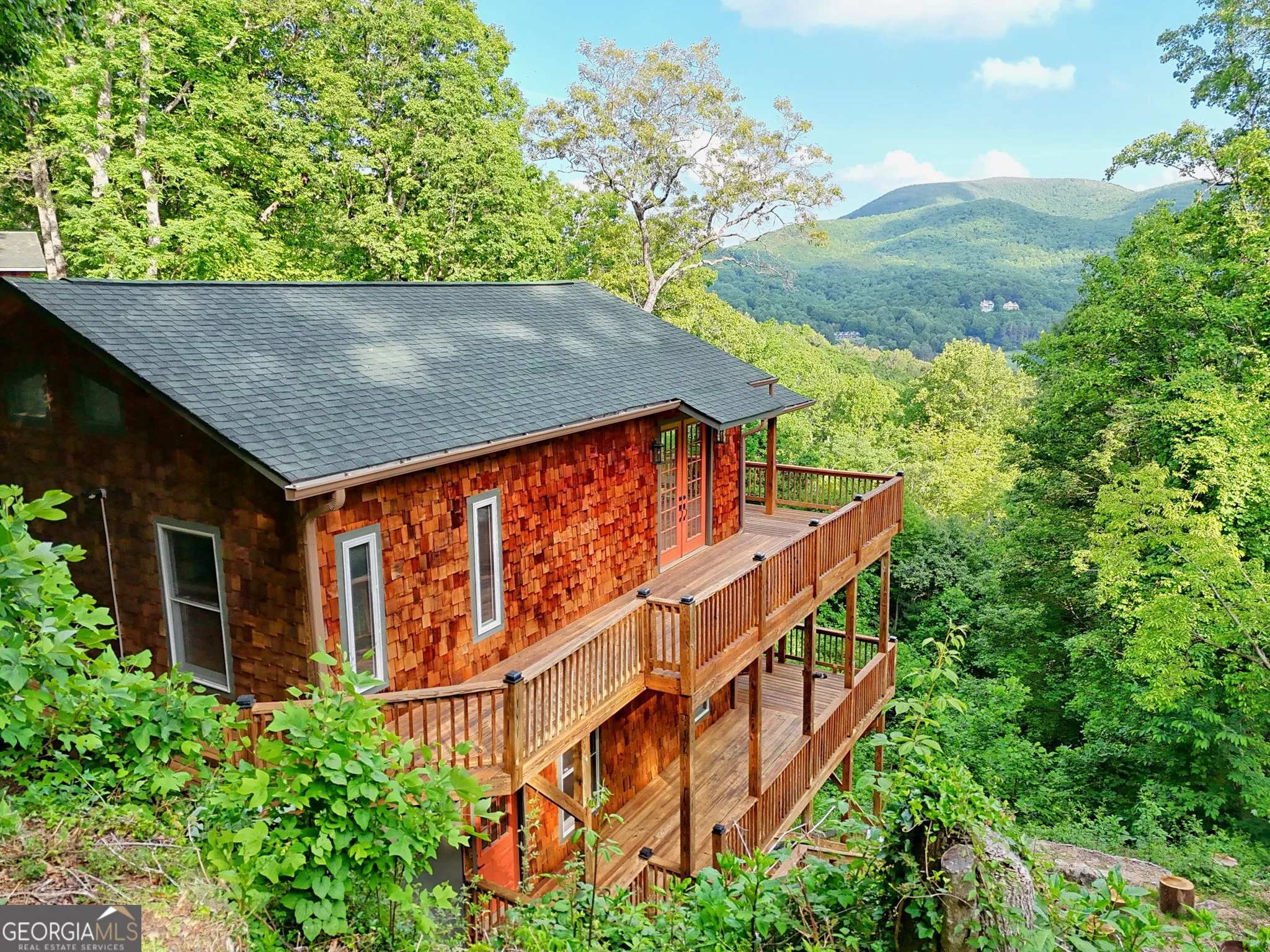1085 Sky High Drive