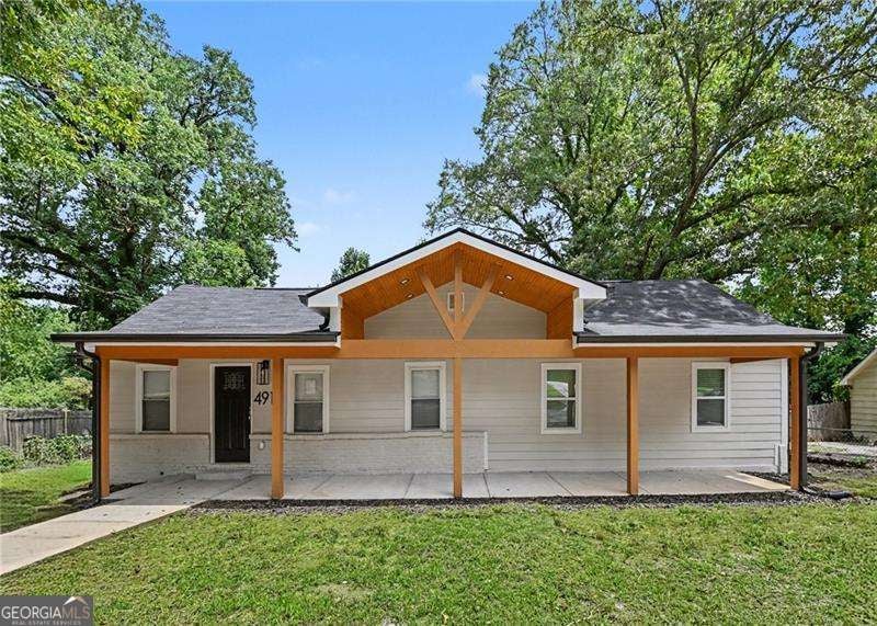 Photo of 4915 Campbellton Road SW, Atlanta, GA 30331 (MLS # 10812099)