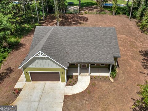 A home in Barnesville