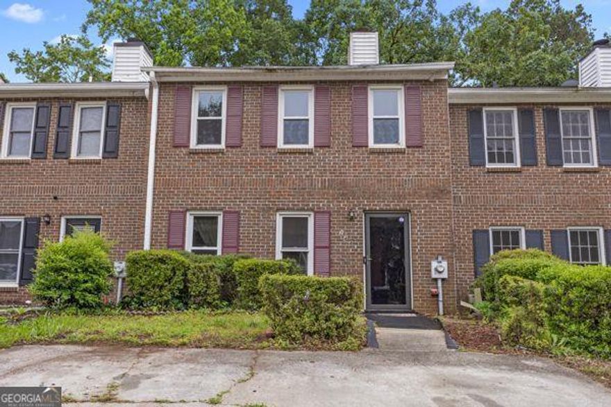 Welcome to 244 Timber Creek Lane!  This charming 3-bedroom, 2-bathroom townhome is nestled in the heart of Marietta and offers the perfect blend of comfort and convenience. With no HOA, you'll enjoy the freedom to make this home truly your own.