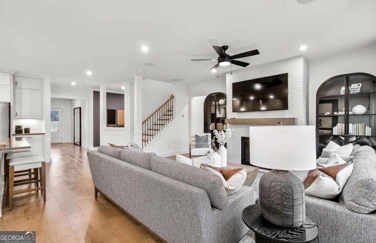 247 Rockledge BND SW