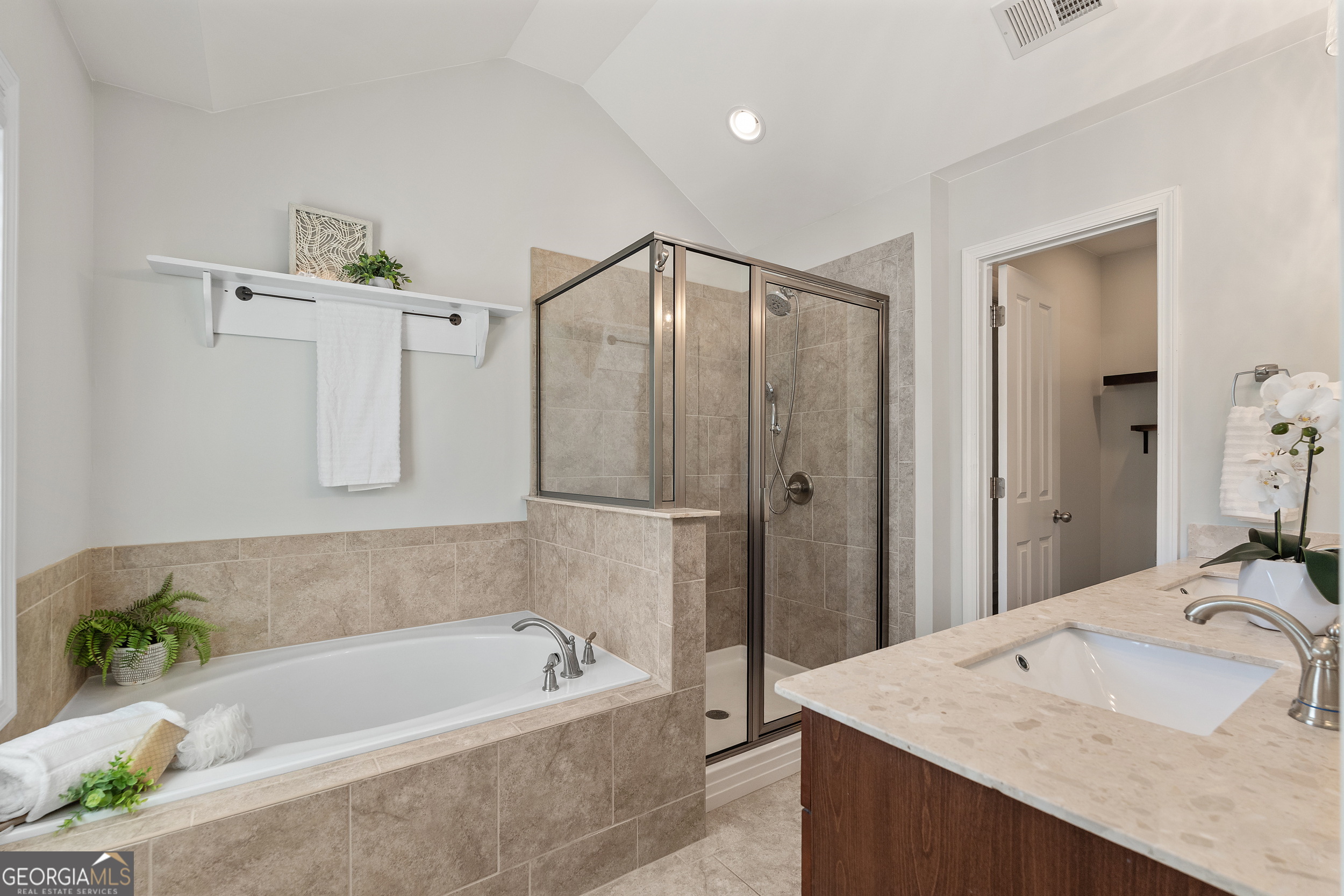 Jamestown - Residential