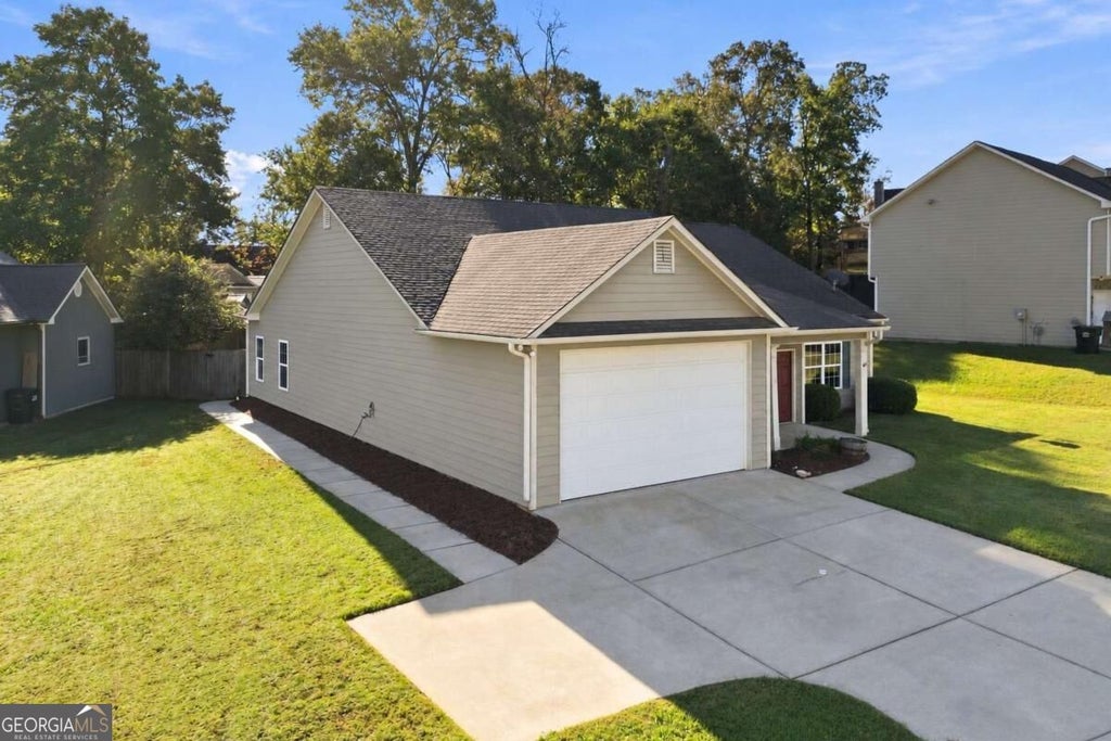 Photo of 19 Chimney Springs Drive SW, Cartersville, GA 30120 (MLS # 10880481)