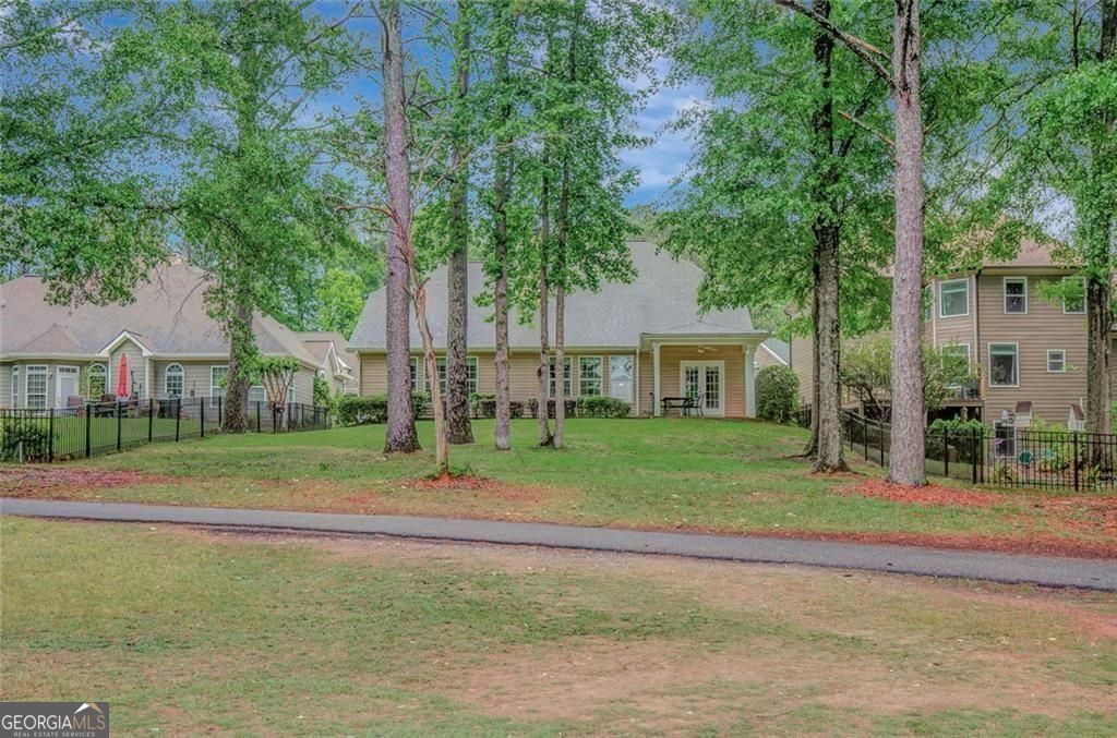 38 Greenview DR