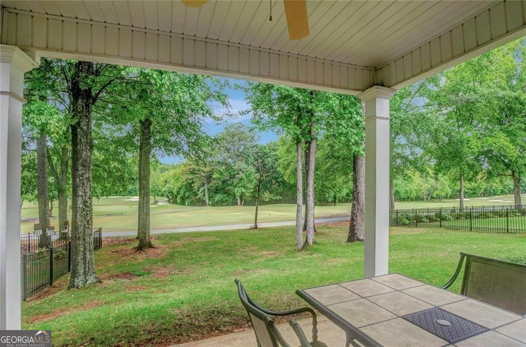 38 Greenview DR