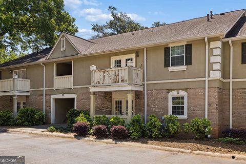 Photo of 6900 Roswell Road #Q6, Atlanta, GA 30328 (MLS # 10753323)