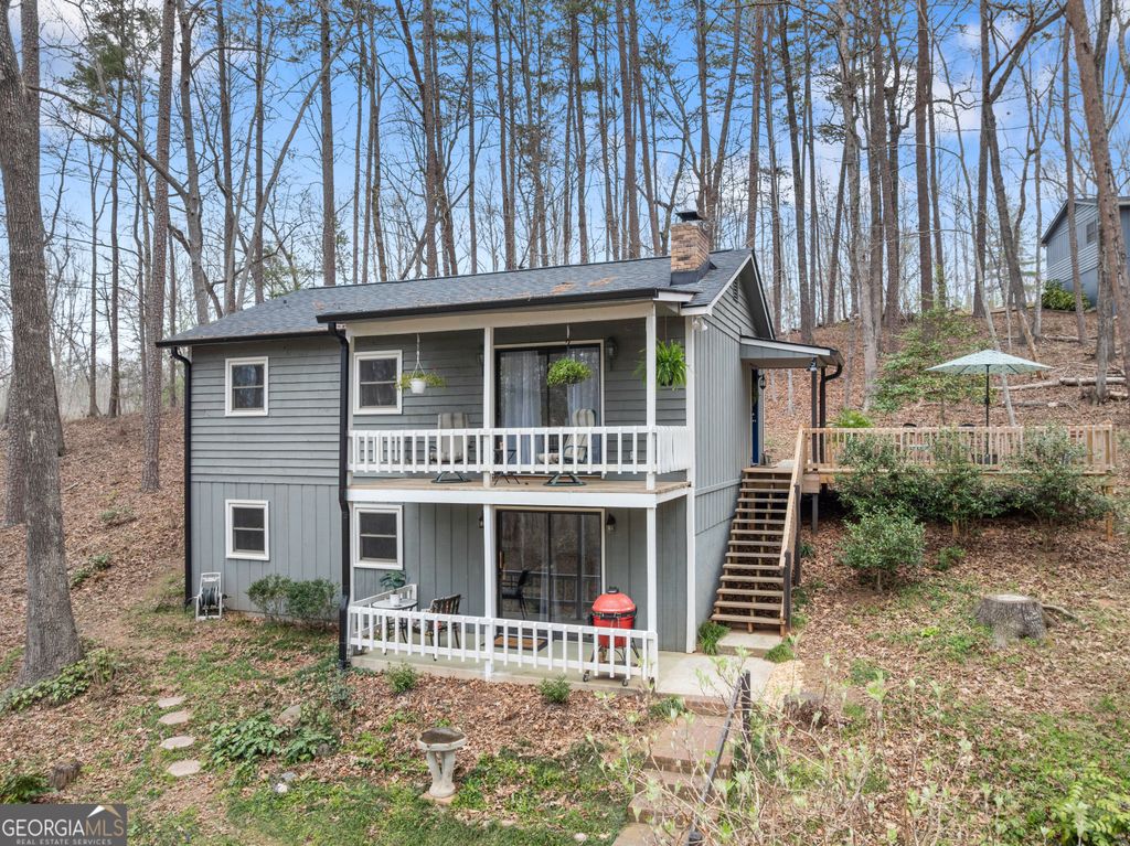 Photo of 426 Skyview Circle, Clarkesville, GA 30523 (MLS # 10813766)