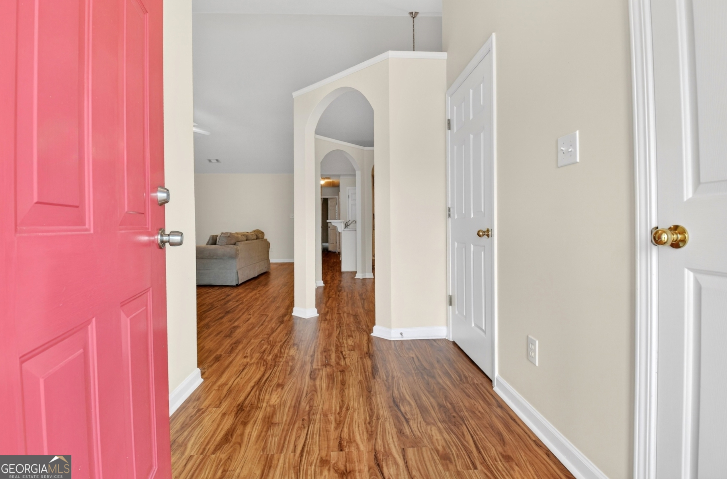 230 Courtyard DR