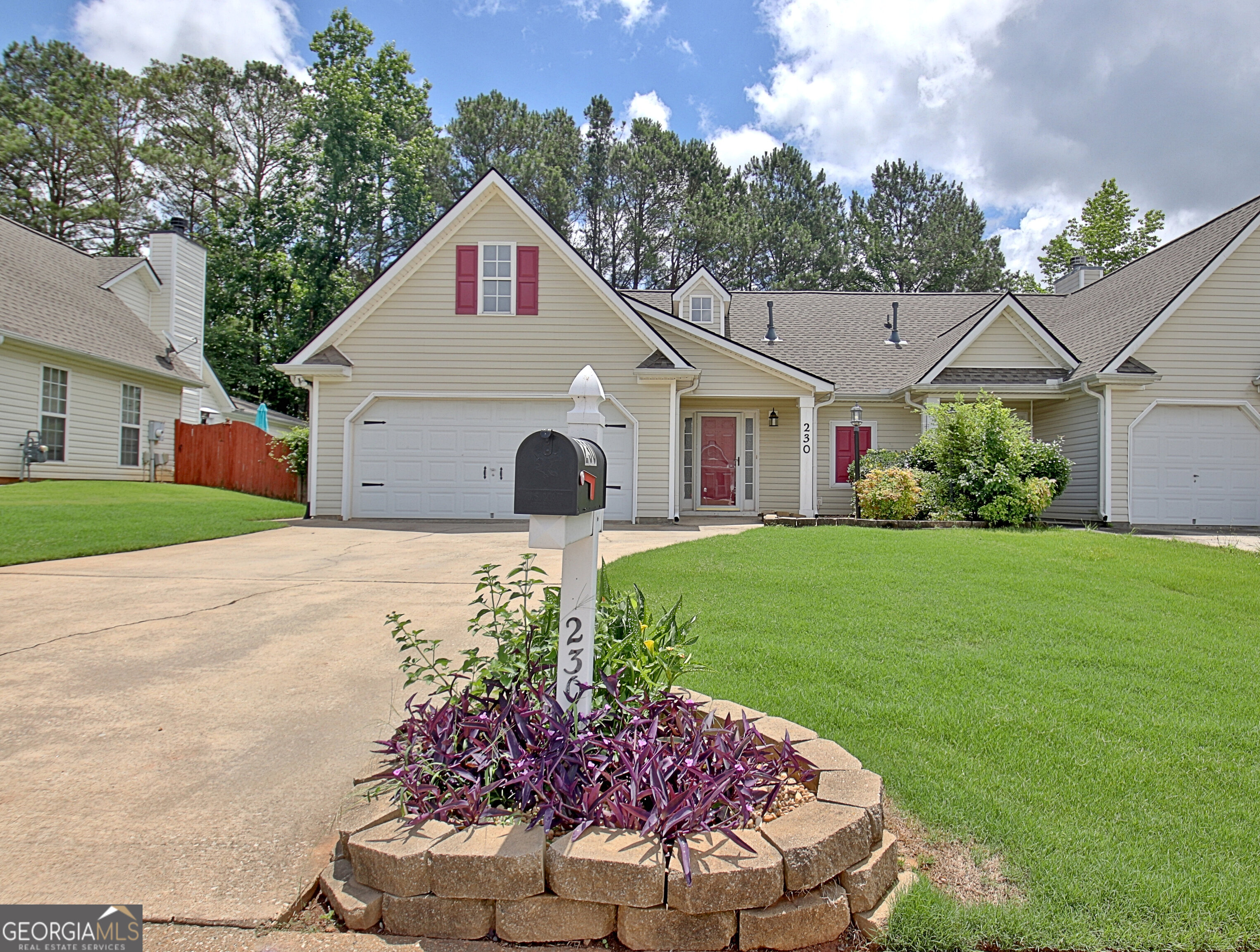 230 Courtyard DR