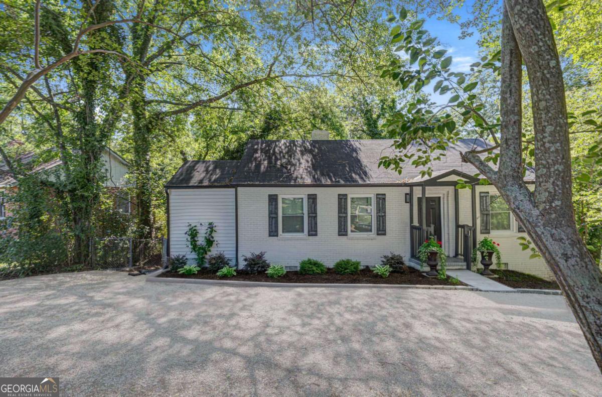 151 Munson DR
