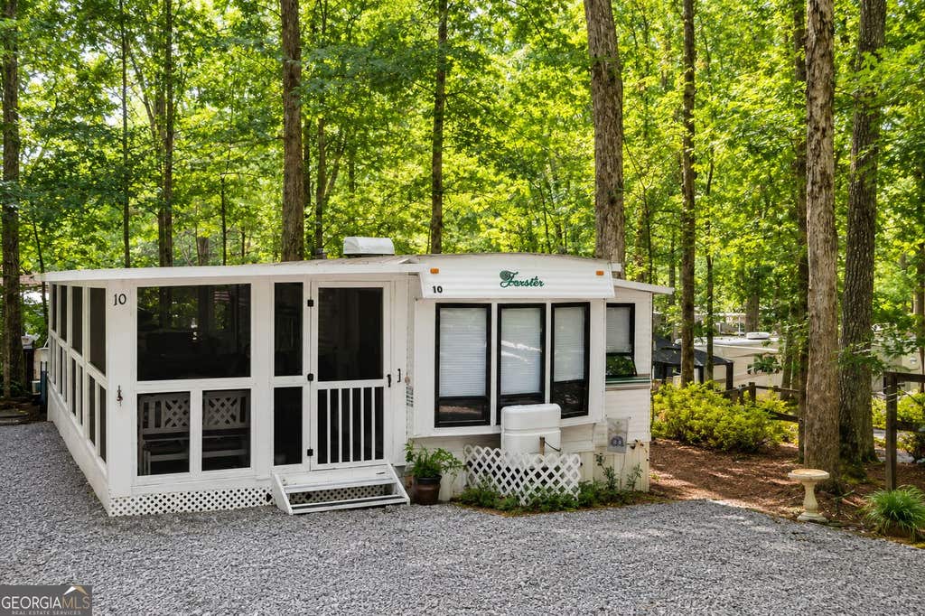 Photo of 10 Timberview Drive, Cleveland, GA 30528 (MLS # 10825589)