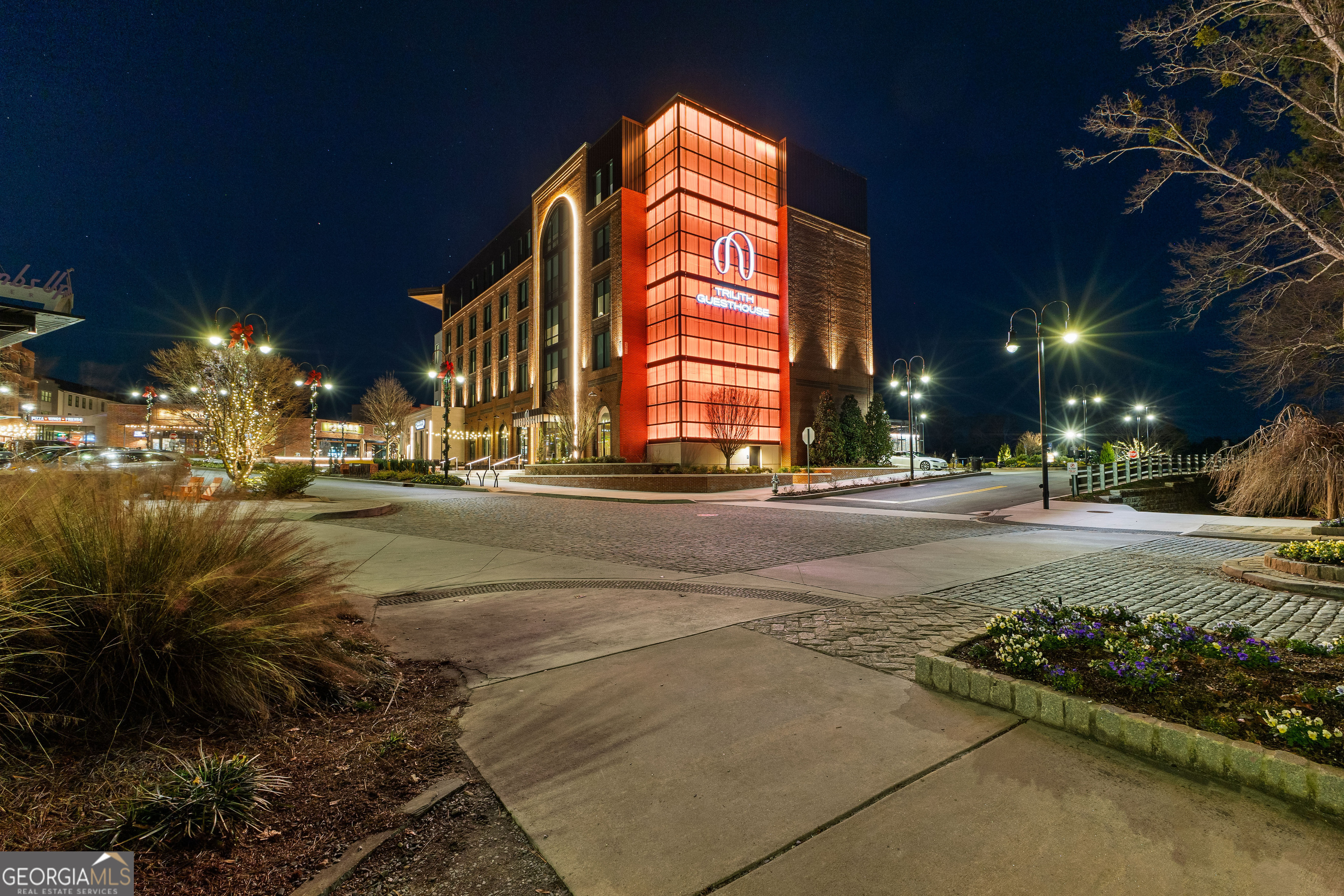 Fayetteville, Georgia 30214, United States, 5 Bedrooms Bedrooms, ,6 BathroomsBathrooms,Residential,Active,15855