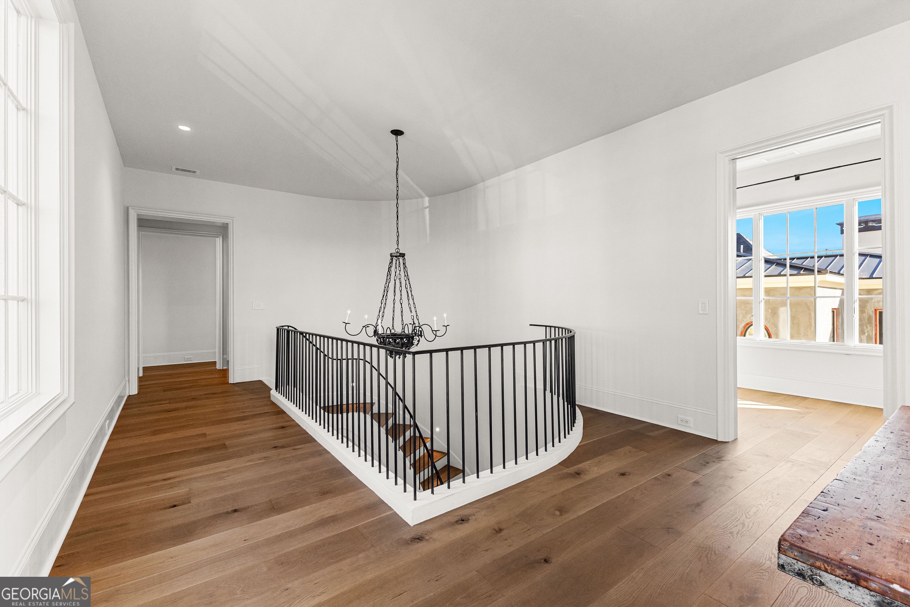 Fayetteville, Georgia 30214, United States, 5 Bedrooms Bedrooms, ,6 BathroomsBathrooms,Residential,Active,15855