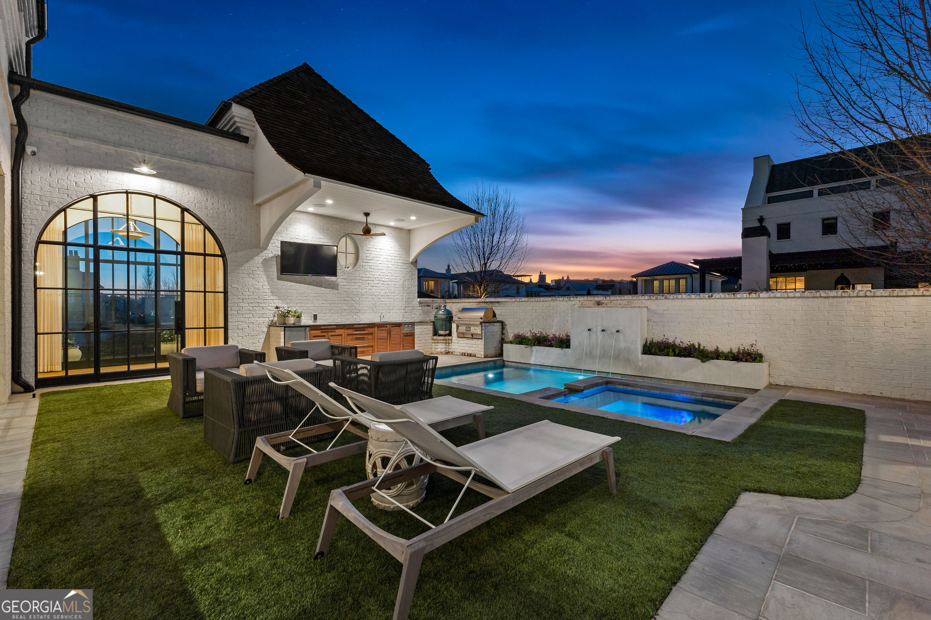 Fayetteville, Georgia 30214, United States, 5 Bedrooms Bedrooms, ,6 BathroomsBathrooms,Residential,Active,15855