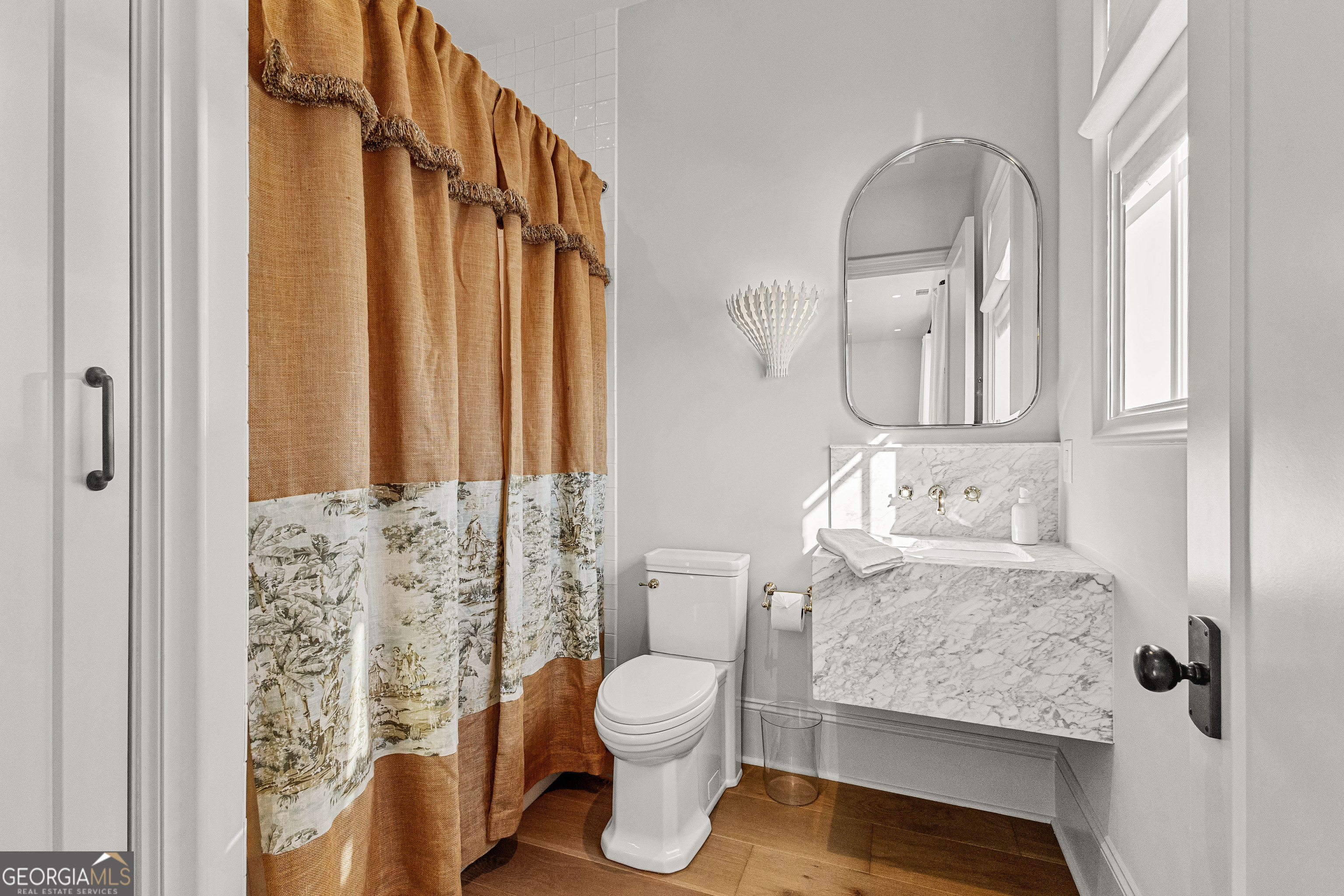 Fayetteville, Georgia 30214, United States, 5 Bedrooms Bedrooms, ,6 BathroomsBathrooms,Residential,Active,15855